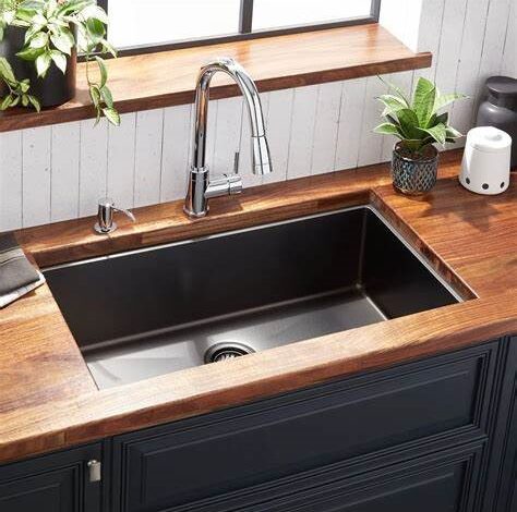 What Is an Undermount Kitchen Sink & Should You Get It for Yourself