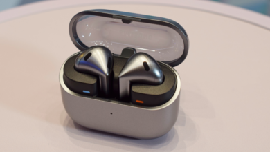 Galaxy Buds3 FE Gris et Noir : Élevez votre expérience audio